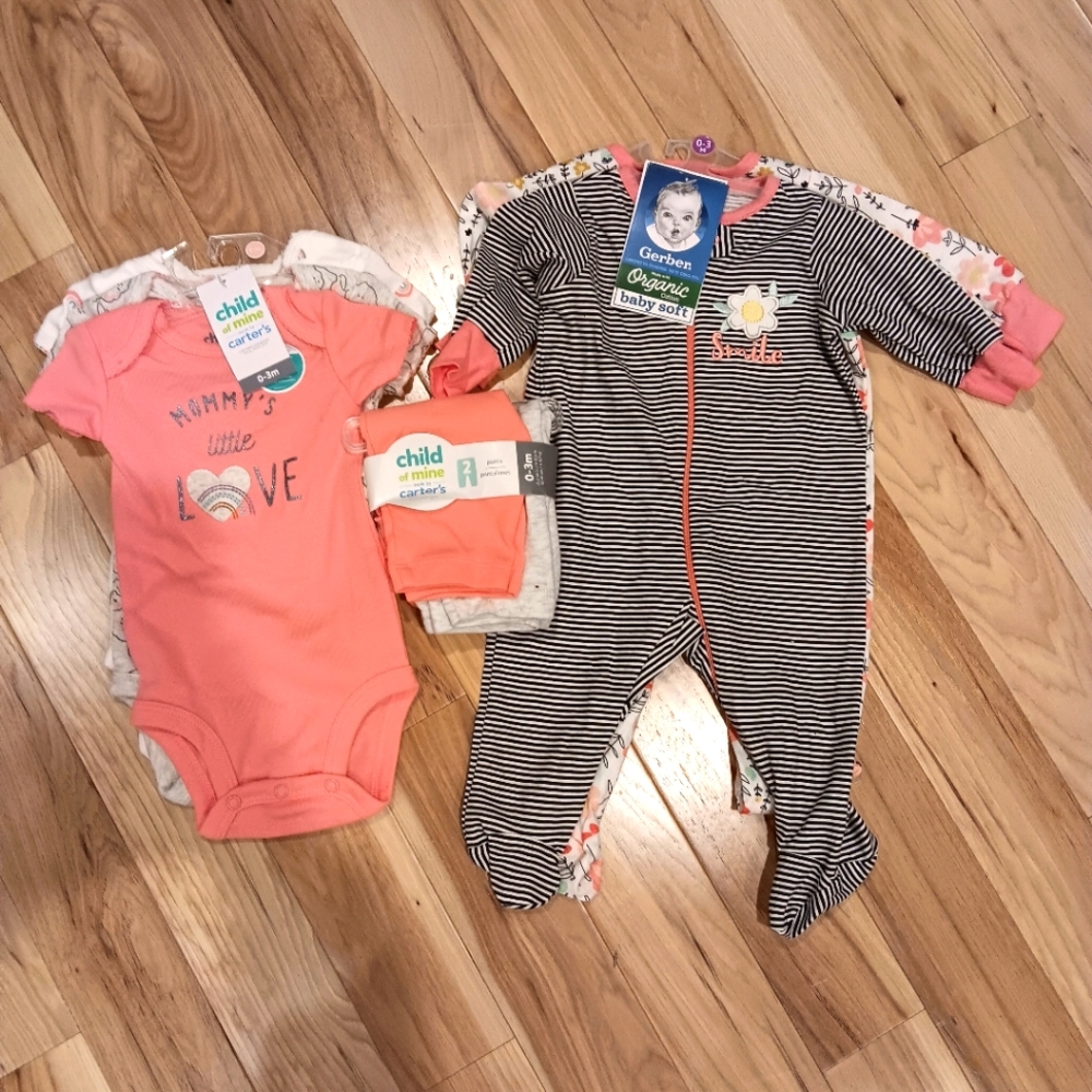 NWT Essential Baby Bundle💕